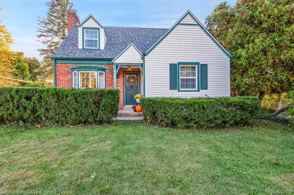 4395 GRATIOT AVE, Fort Gratiot Twp, MI 48059