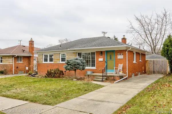 22716 DOREMUS ST, St. Clair Shores, MI 48080