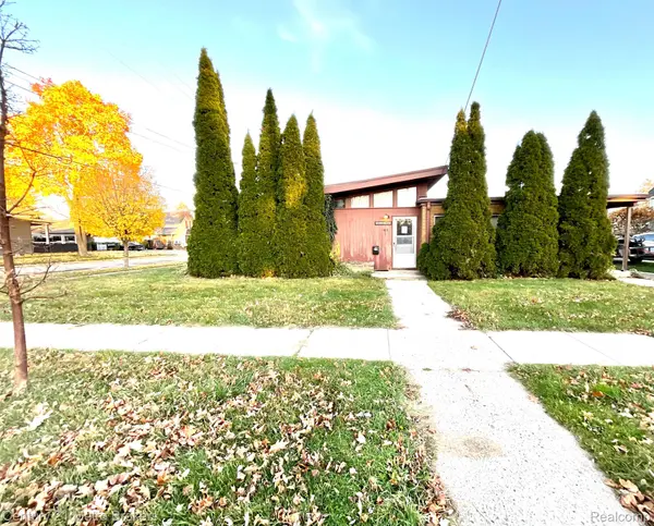106 N MARQUETTE ST,  Durand,  MI 48429