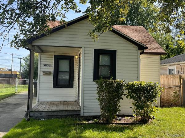 5839 HAZEL ST, Taylor, MI 48180