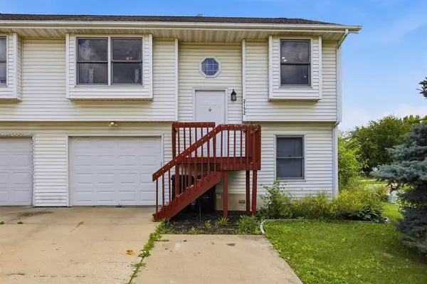 2152 10th St, Coralville, IA 52241
