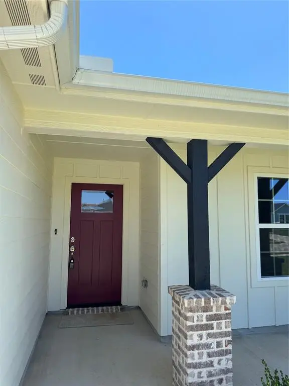 612 Finlee Way, Tioga, TX 76271