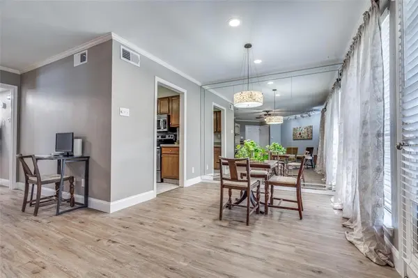 16301 Ledgemont Lane #262, Addison, TX 75001