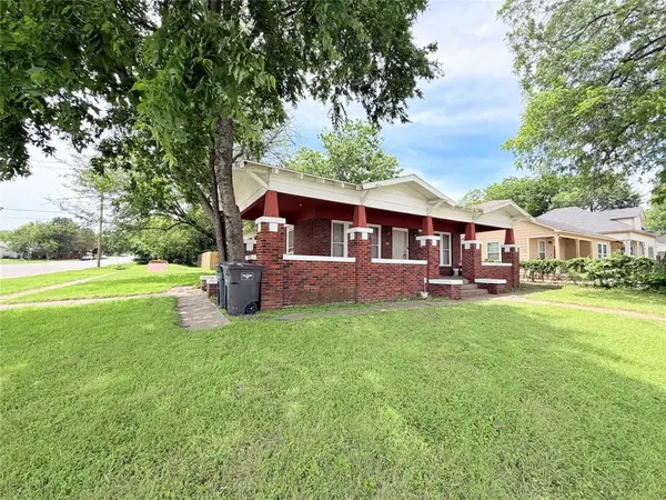 900 W Central Avenue,  Fort Worth,  TX 76164