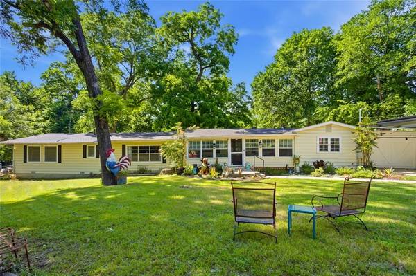 1641 Ben Davis Drive, Garland, TX 75040