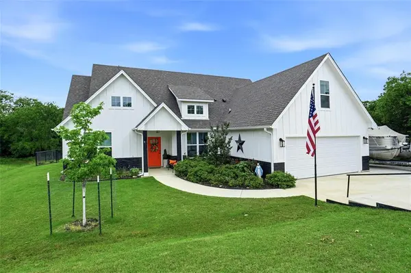 116 Lindsey Lane, Runaway Bay, TX 76426