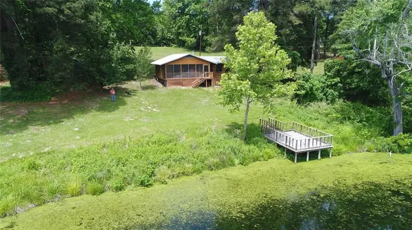 130 Private Road 8232, Annona, TX 75550