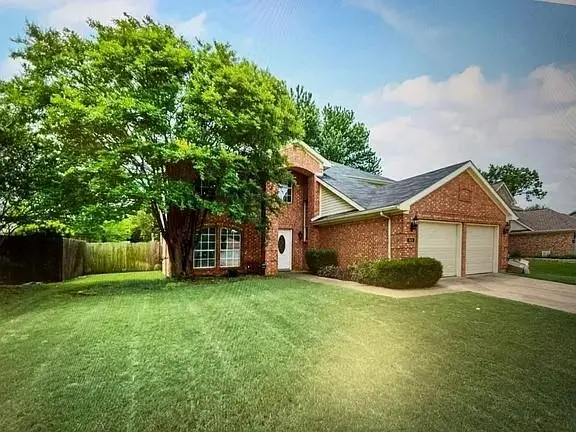 322 Ashley Oak Lane, Lake Dallas, TX 75065