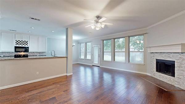 4107 Pine Glen Road, Corinth, TX 76208