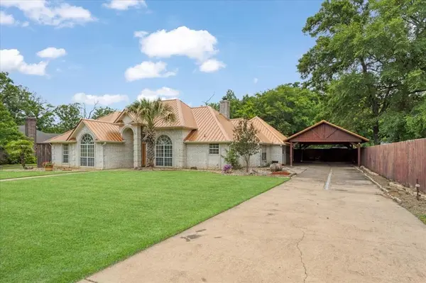 3420 Graham Street, Paris, TX 75460