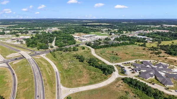 120 Commons Drive, Athens, TX 75751