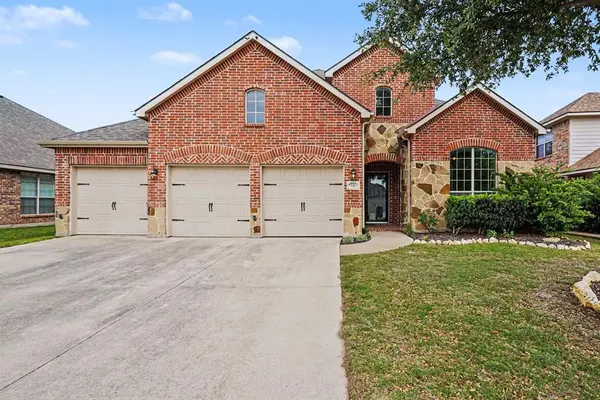 641 Ricochet Drive, Fort Worth, TX 76131