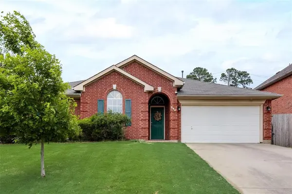 603 Pine Meadow Court, Arlington, TX 76012