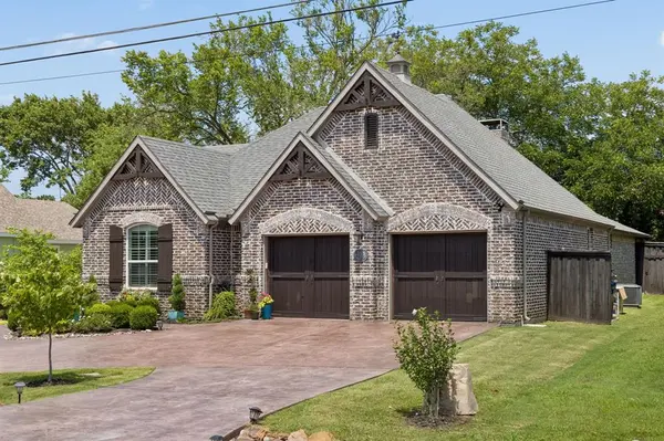 523 S Dallas Street, Van Alstyne, TX 75495