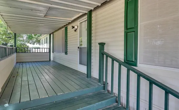 652 Middle Windsor Road, Mcgregor, TX 76657