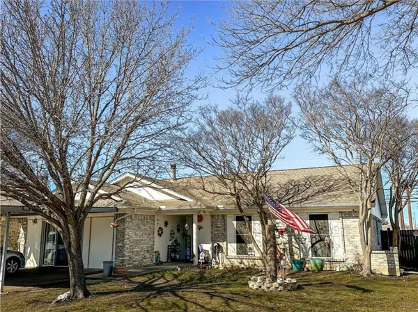 1324 N Creek Drive, Saginaw, TX 76179