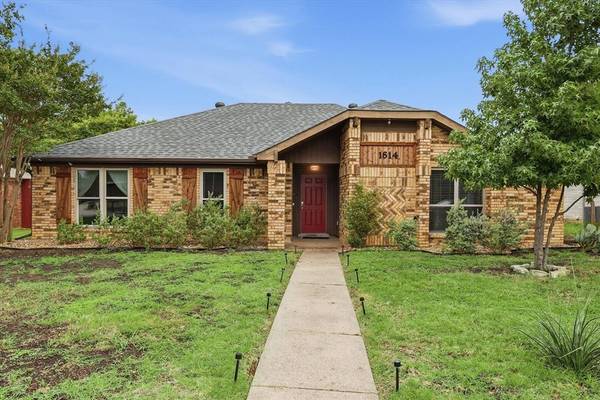 1614 Sunswept Terrace, Lewisville, TX 75077