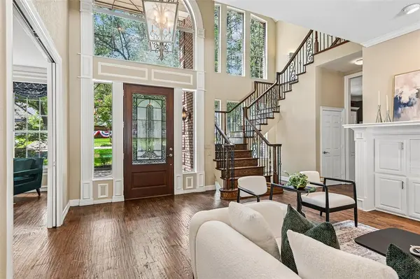 2312 Stonegate Circle, Denton, TX 76205