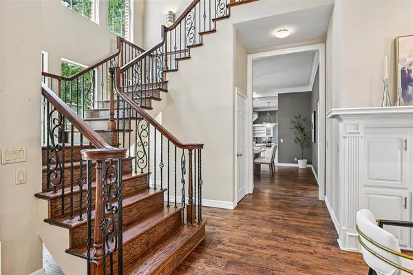 2312 Stonegate Circle, Denton, TX 76205