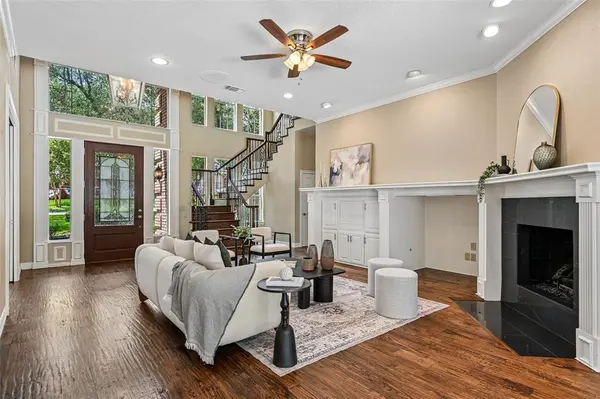 2312 Stonegate Circle, Denton, TX 76205