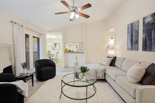 1109 Calico Lane #1822, Arlington, TX 76011