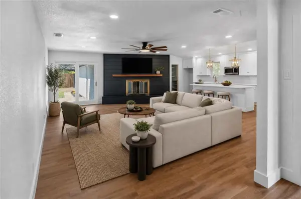 1708 HIGH POINT Circle, Garland, TX 75041