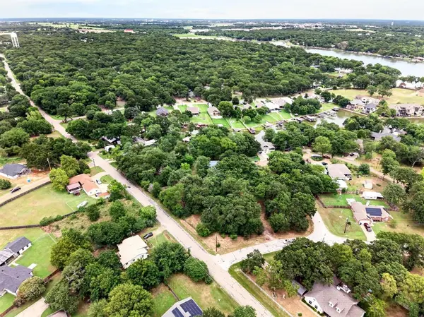 624 Legendary Lane, Gun Barrel City, TX 75156