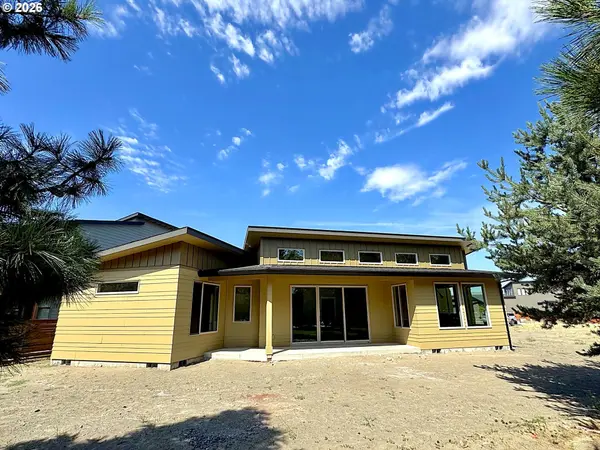 155 SOUTHSHORE AVE, The Dalles, OR 97058