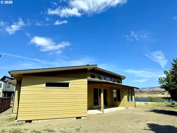 155 SOUTHSHORE AVE, The Dalles, OR 97058