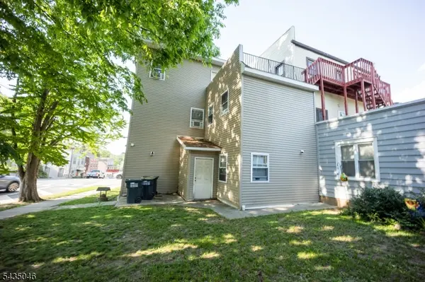 302 Front St, Belvidere Twp., NJ 07823