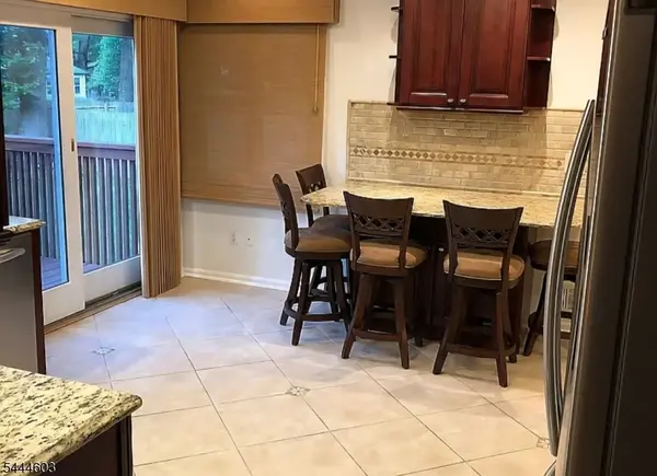 5 Dean Rd #B, Mendham Boro, NJ 07945