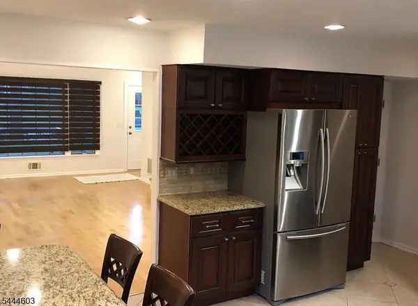 5 Dean Rd #B, Mendham Boro, NJ 07945