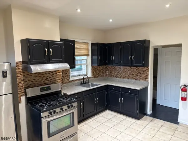 38 W Avon Ave, Irvington Twp., NJ 07111