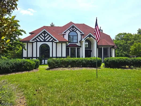 126 Blackwell Rd, Hopewell Twp., NJ 08534