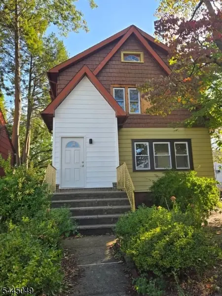 298 Farrant Ter #1, Teaneck Twp., NJ 07666