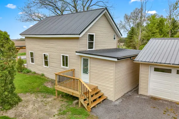 68505 Sweet Lake RD, Fawn River Twp, MI 49091