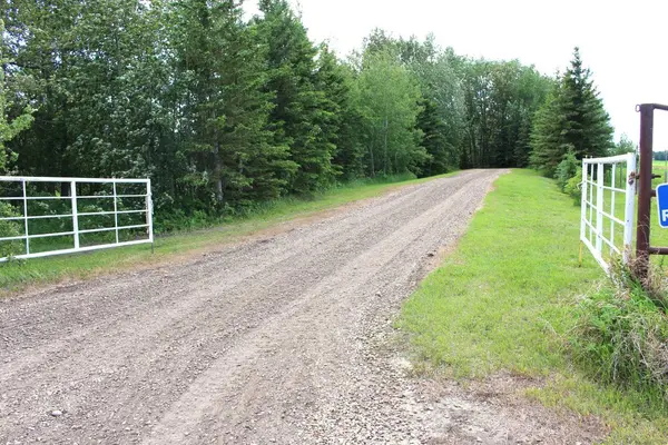 38532 Range Road 243, Rural Lacombe County, AB T0C 0Y0