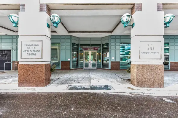 10 Yonge ST #2609, Toronto C01, ON M5E 1R4