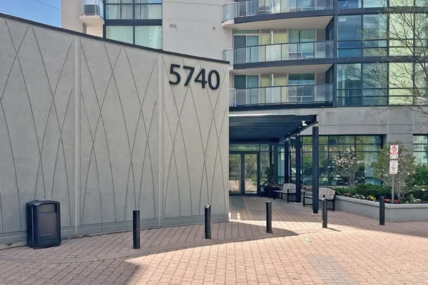 5740 Yonge ST #409, Toronto C07, ON M2M 0B1