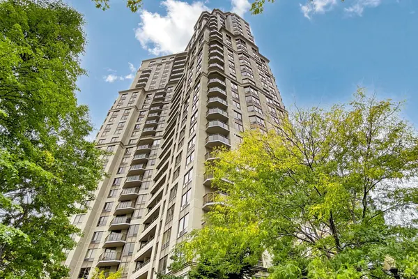 78 Harrison Garden BLVD #512, Toronto C14, ON M2N 7E2