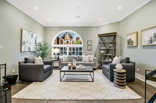 46 Bernard AVE, Toronto C02, ON M5R 1R2
