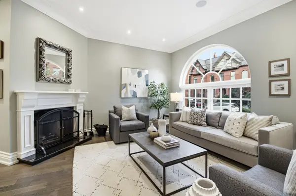 46 Bernard AVE, Toronto C02, ON M5R 1R2