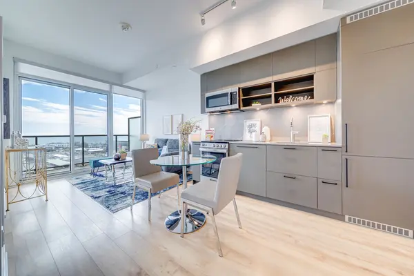 135 East Liberty ST #1501, Toronto C01, ON M6K 0G7