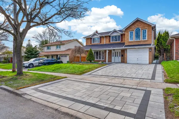 48 Bellbury CRES, Toronto C15, ON M2J 2J8