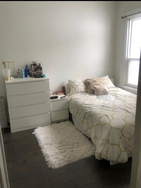 104 Bleecker ST #2, Toronto C08, ON M4X 1L8