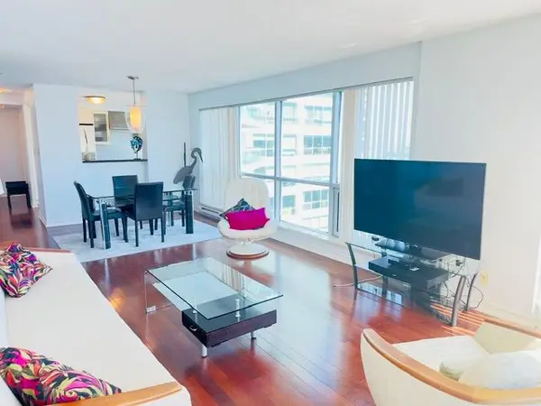 10 Yonge ST #2702, Toronto C01, ON M5E 1R4