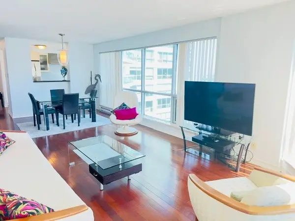10 Yonge ST #2702, Toronto C01, ON M5E 1R4