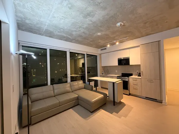 65 Mutual ST #2804, Toronto C08, ON M5B 2A9