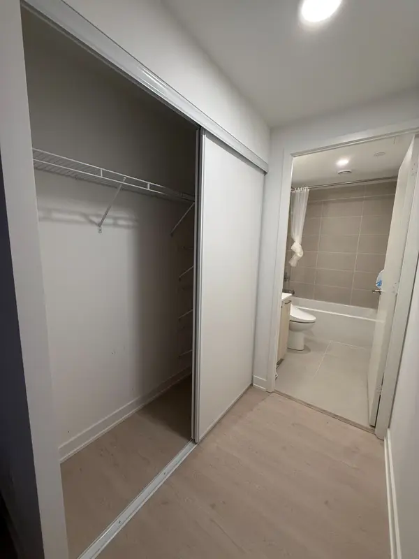 65 Mutual ST #2804, Toronto C08, ON M5B 2A9