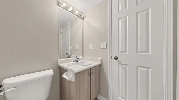 19 Island RD #34, Toronto E10, ON M1C 0E4